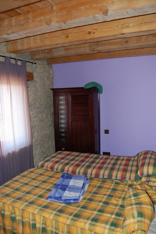 Villa Casa Dorondón Lasaosa Habitación foto